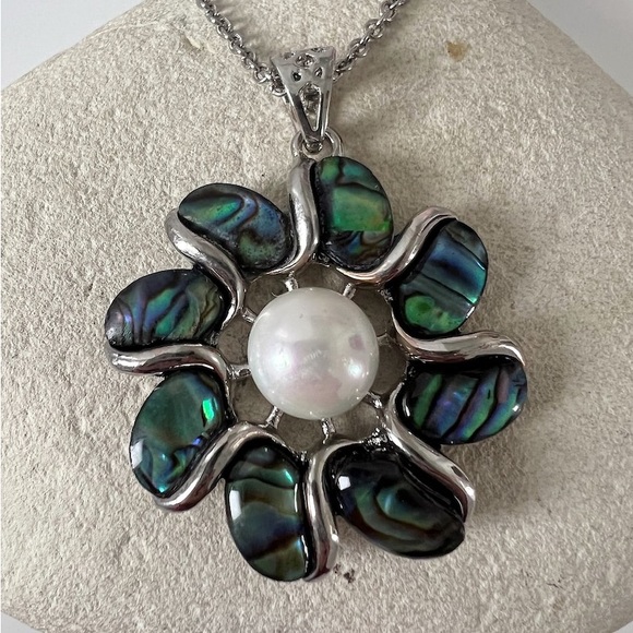 Stunning Vintage Abalone Pearl Silver Tone Flower Necklace Israel - Picture 3 of 6